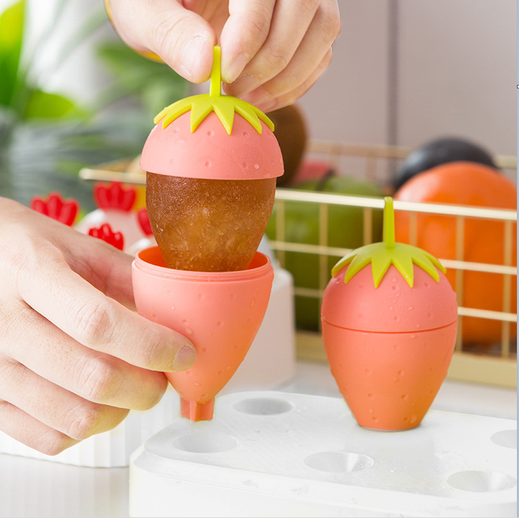 Brilliant cartoon chicken strawberry Popsicle mold 4 grid 6 grid ice mold Homemade Popsicle ice cream frozen ice cream mold
