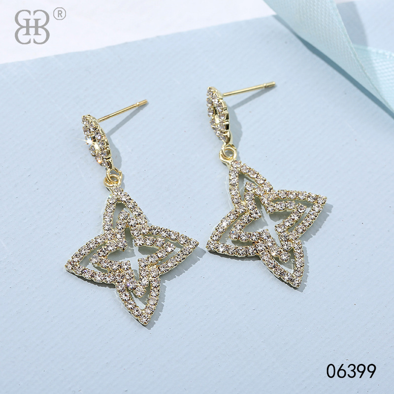 Wholesale of new creative ear studs, fashionable earrings, Korean version heart-shaped star diamond-encrusted earrings and earrings, direct supply from the manufacturer details Picture
