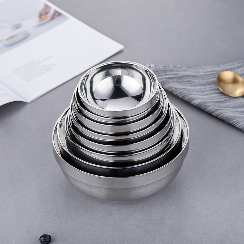 Non-magnetic stainless steel Korean platinum bowl, lily bowl, heat-insulating rice bowl, kindergarten cafeteria bowl, multiple specifications of gifts Application Scenario