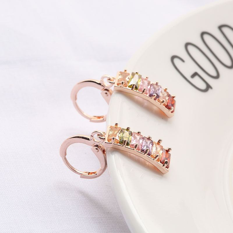 A two-piece set of European and American cross-border jewelry earrings and necklace, a colorful rose gold zircon set for women in a rectangular shape Application Scenario