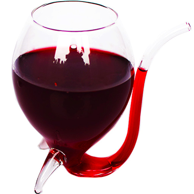 抖音同款欧美创意个性玻璃酒杯酒吧酒具红酒杯透明吸血鬼酒杯白底实物图