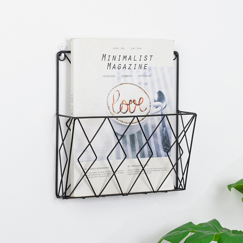 Modern Simple Iron Art Wall Bookshelf Newspaper Shelf Living Room Office Wall Decoration Bookshelf Magazine Storage Shelf Application Scenario