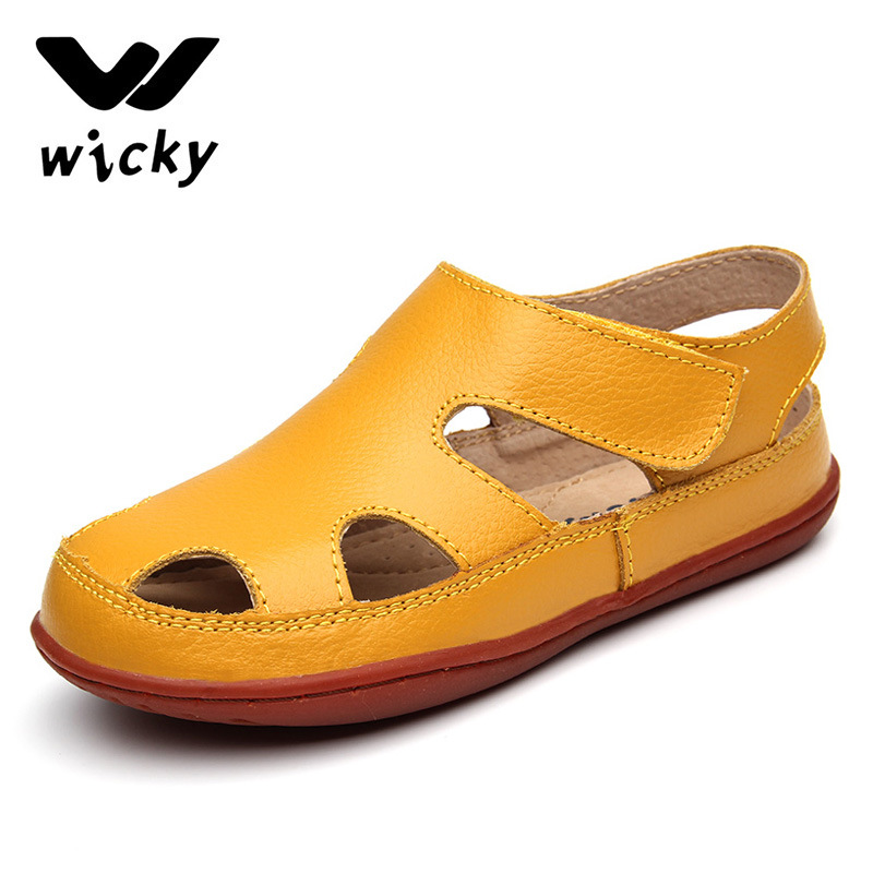 Wholesale of summer breathable soft-soled anti-slip children's sandals and leather beach shoes for girls Specification image