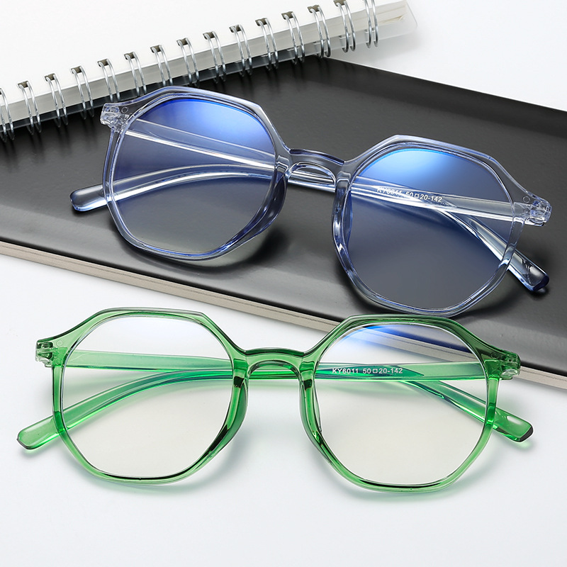 The new finished myopia glasses for women with low prescription and men are fashionable and lightweight. They are also finished myopia glasses for students
