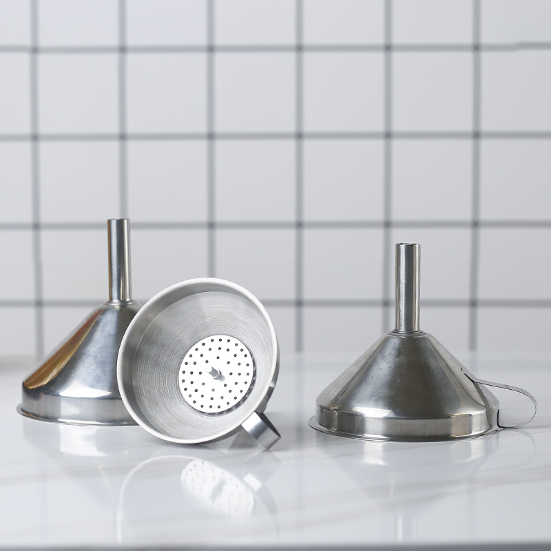 Kitchen tools Stainless steel funnel thickened home oil leakage wine leakage with filter Large, medium and small soup leakage set
