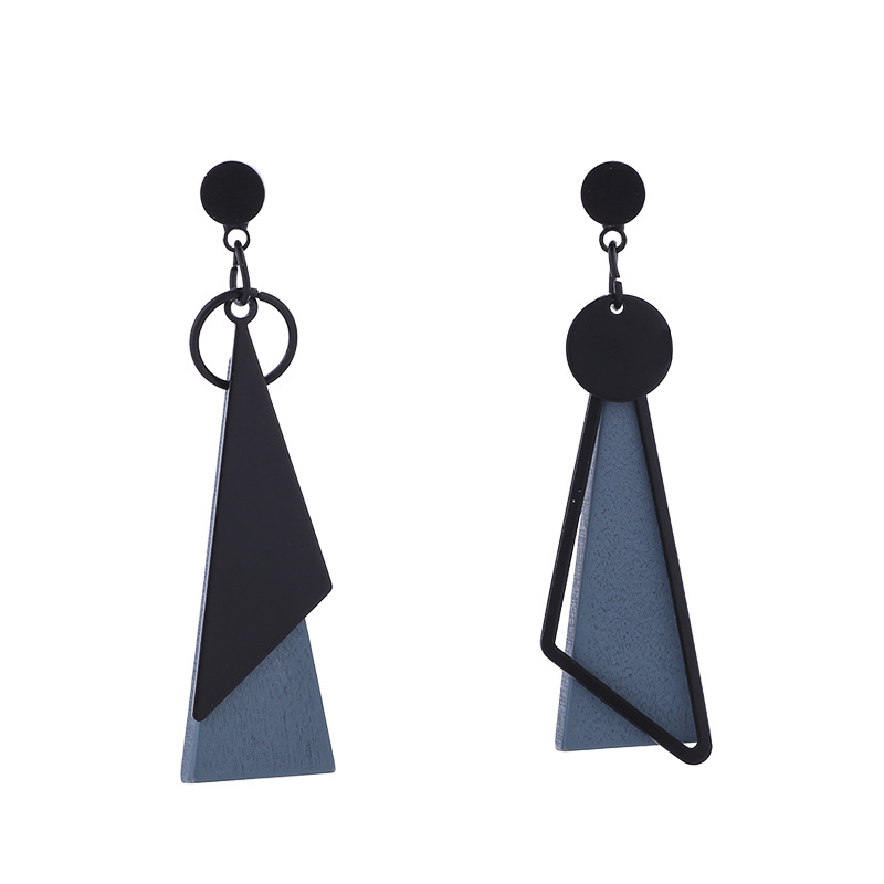 The new Japanese wooden smog blue cold style makes the face slimmer. Asymmetrical black S925 silver needle earrings without ear clips Item Picture