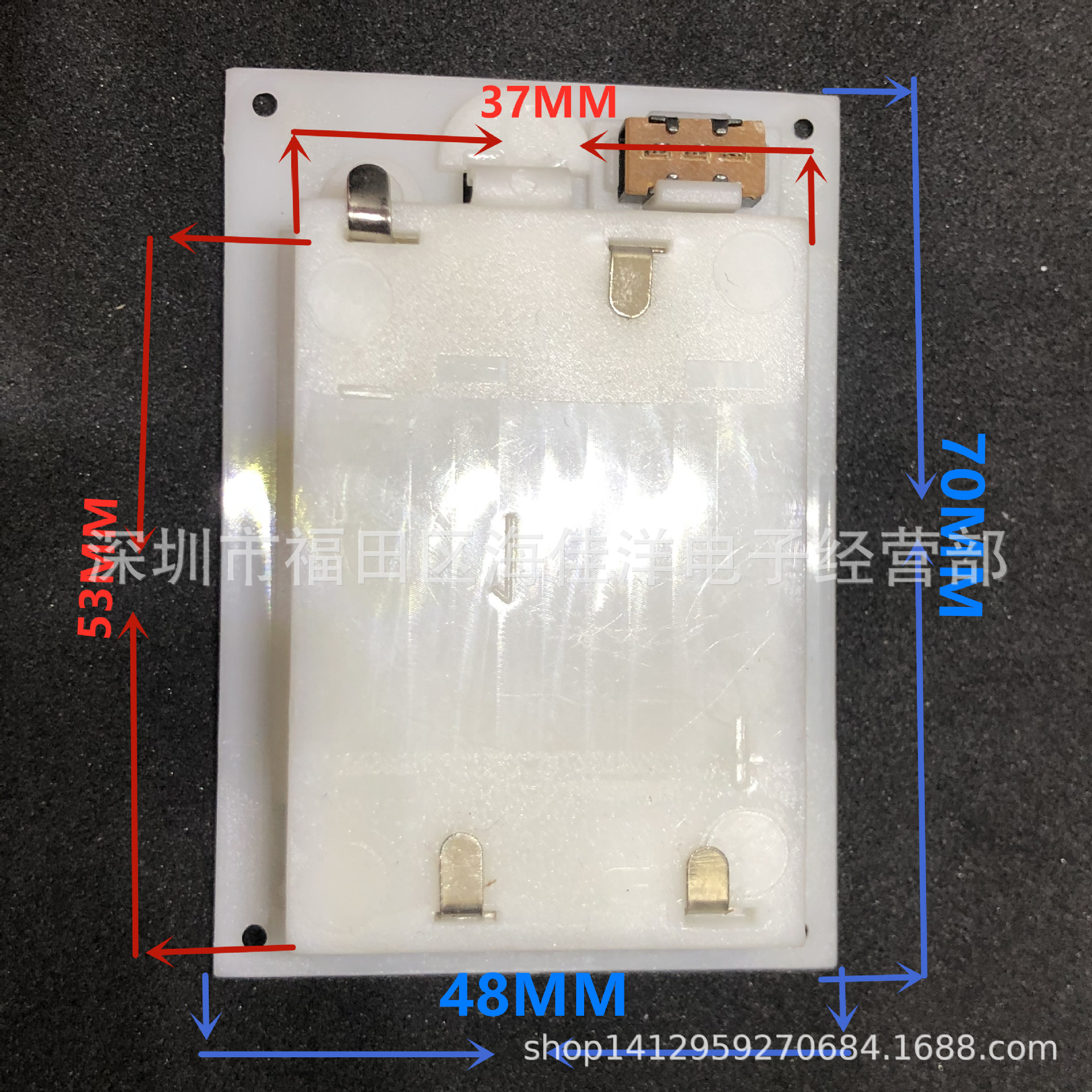 No. 7 3-cell flip cover battery box, No. 7 3-cell snap-on cover battery seat AAA*3 flip cover 4.5V with switch embedded Item Picture