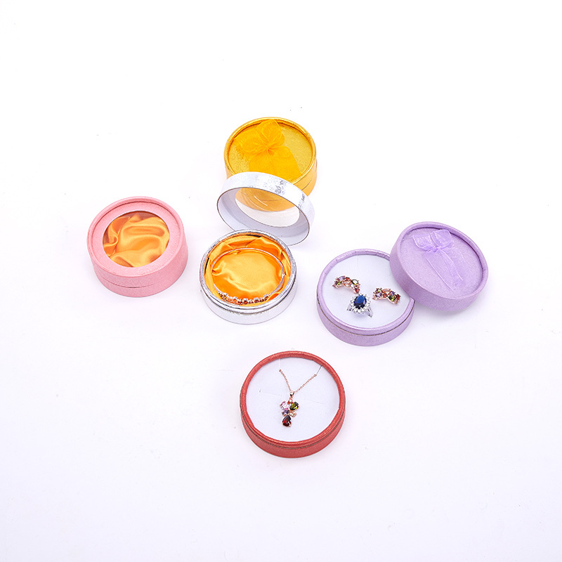 Bow, round jewelry box, necklace box, bracelet box, accessory packaging box, stud earrings, earrings, jewelry packaging box Application Scenario
