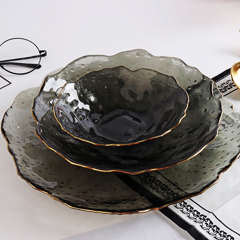 创意日式不规则锤纹玻璃盘金边手绘透明西餐盘水果盘子沙拉碗餐具详情图1