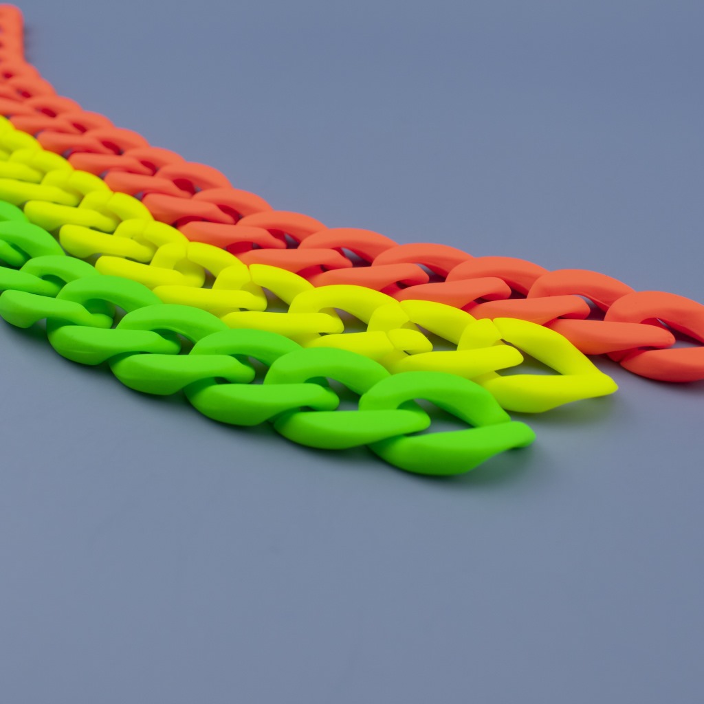 Acrylic chain, plastic hand feel paint, fluorescent color chain, creative mobile phone chain, diy accessory materials wholesale details Picture