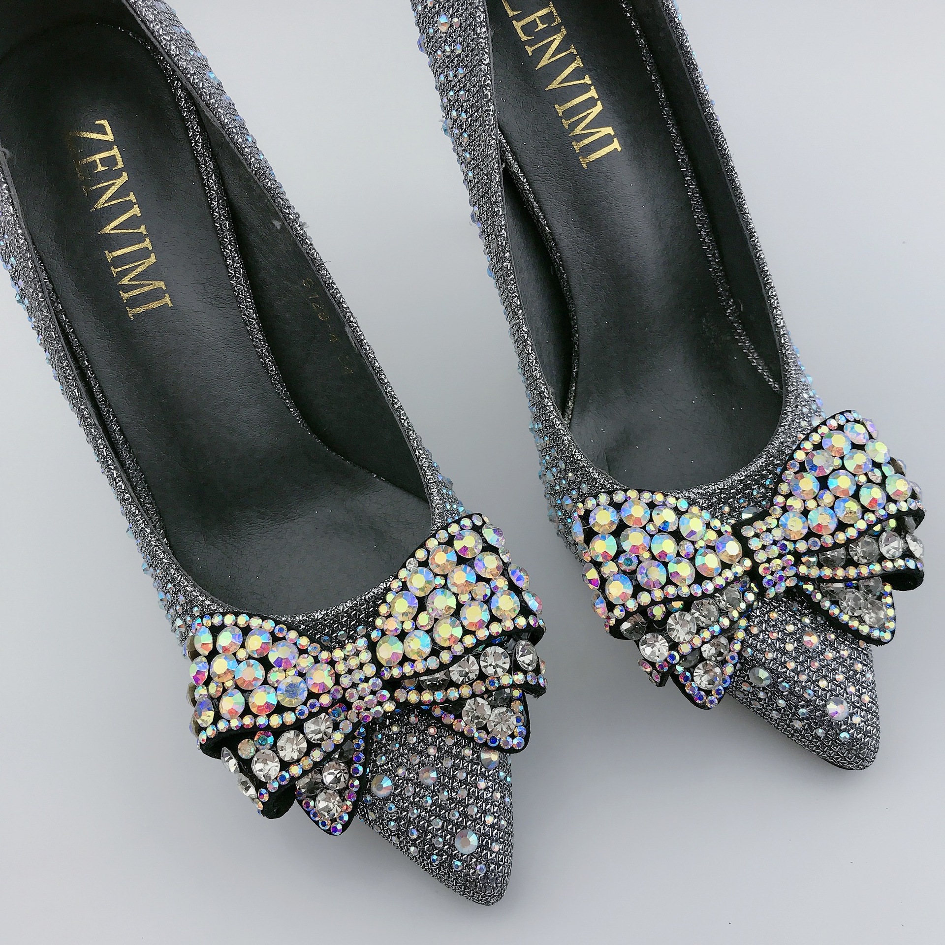 2023 Hot Selling Handmade Diy Diamondback Butterfly Women's Gauger Shoes Flower Children's Shoes Accessories Decorative Materials Application Scenario