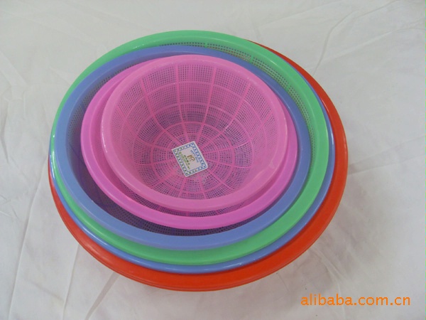 Wholesale supply of plastic rice basket washing rice basket fruit and vegetable basket 24-36 non-broken rice basket
