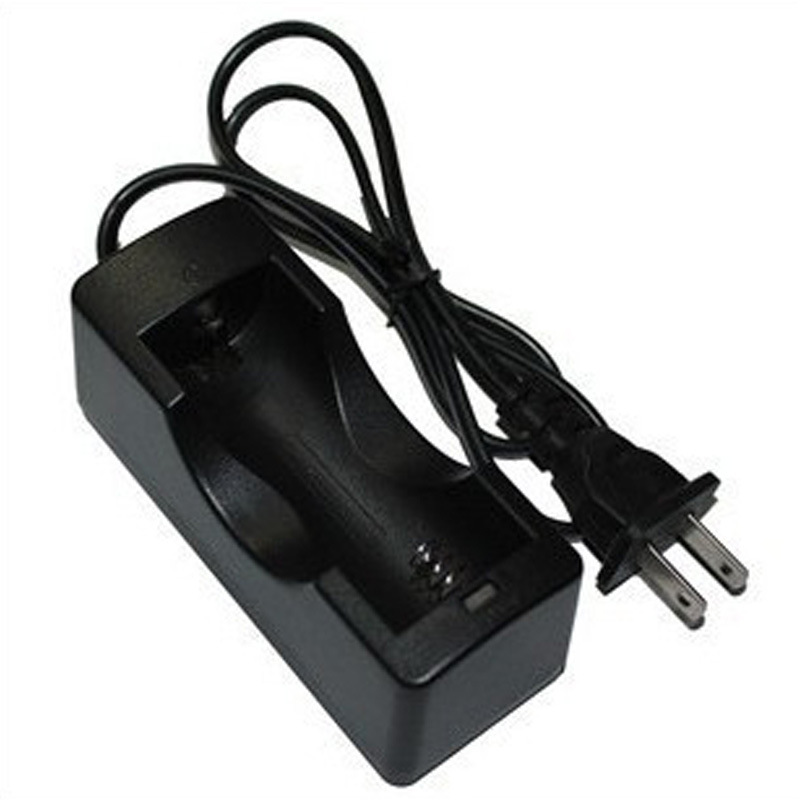 18650 lithium battery double-slot charger, strong flashlight charger, battery box wholesale wholesale price details Picture