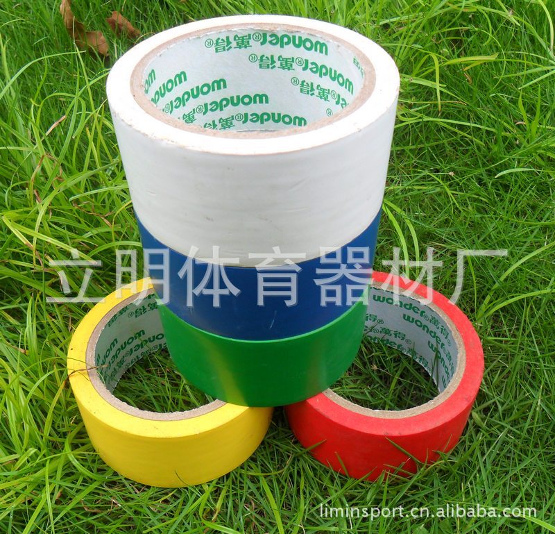跨栏架/交通标志/儿童足球服大量现货/海地足球球衣/足球工艺礼品白底实物图