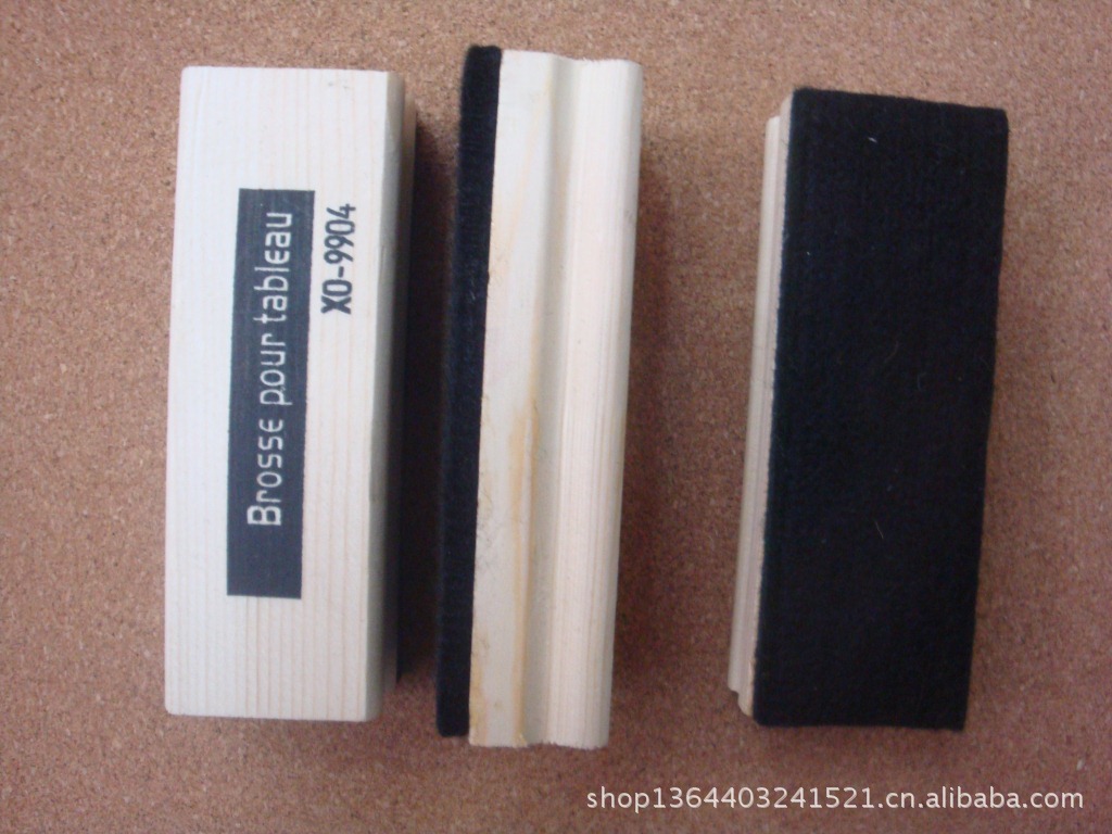 Wooden board erasers, wool board erasers, foreign trade board erasers, blackboard and whiteboard dual-purpose board erasers. Direct supply from the manufacturer and can be customized details Picture
