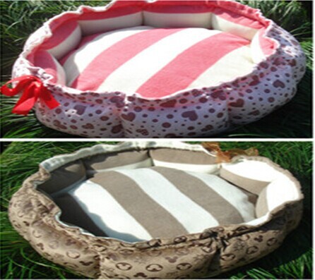We offer fully disassemblable and washable pet beds. New multi-color dog beds are available at factory discount for wholesale