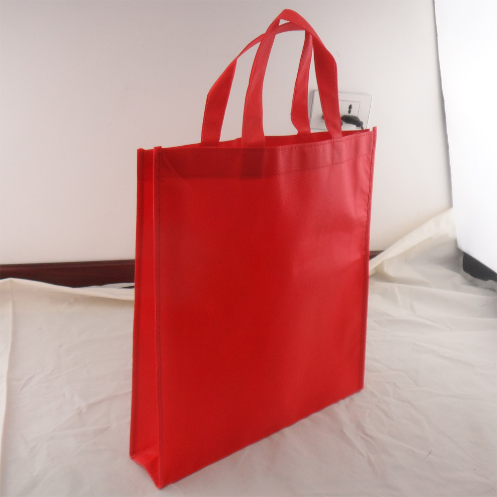 The manufacturer supplies non-woven fabric handbags, non-woven fabric bag sewn and laminated hand-held gift packaging bags wholesale details Picture