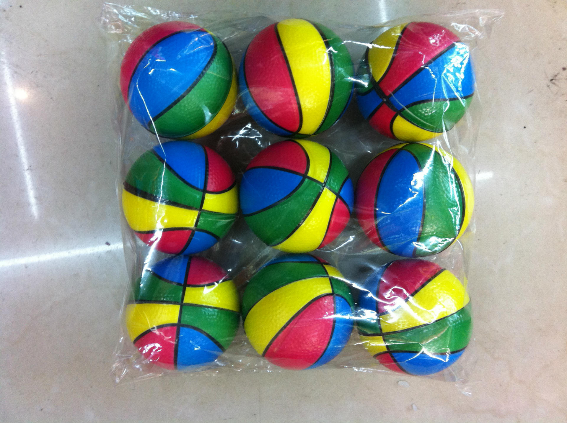 Venta directa de fábrica 6.3CMPU foam cartoon emoji smiley face sandía baloncesto a todo color impresión descarga pet toy ball pic 11