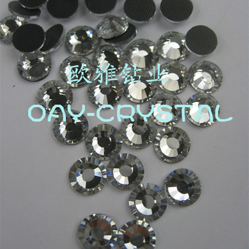 Middle East Diamond Clothing Hot Diamond White Silver Crystal Accessories Application Scenario