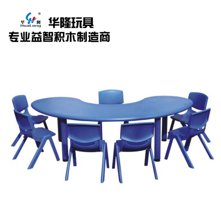 学校课桌椅实物图