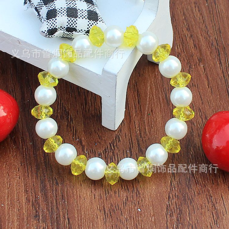 Wholesale of one-yuan small items such as bracelets, colorful wristbands and bangles at a one-yuan store Specification image