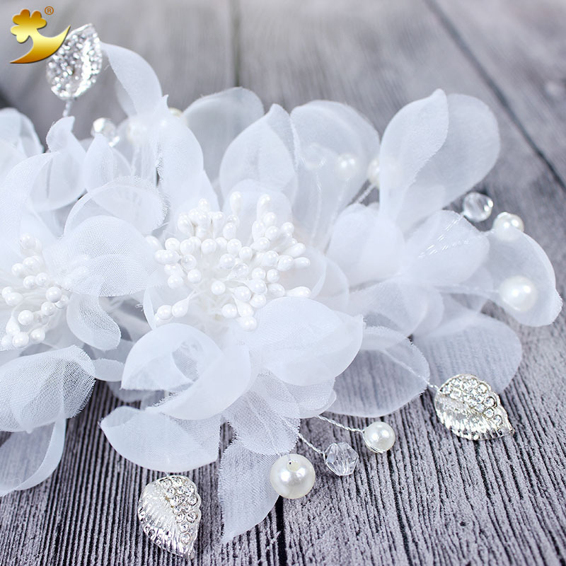 Handmade silk headwear for Japanese and Korean brides, white flower lace hair clips, photo studio wedding headwear accessories in stock Application Scenario