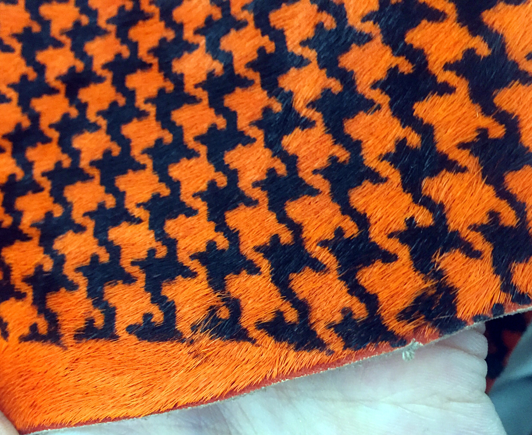 Yiwu genuine horsehair, genuine cowhide, printed horsehair, thousand-bird pattern horsehair, colored horsehair Item Picture