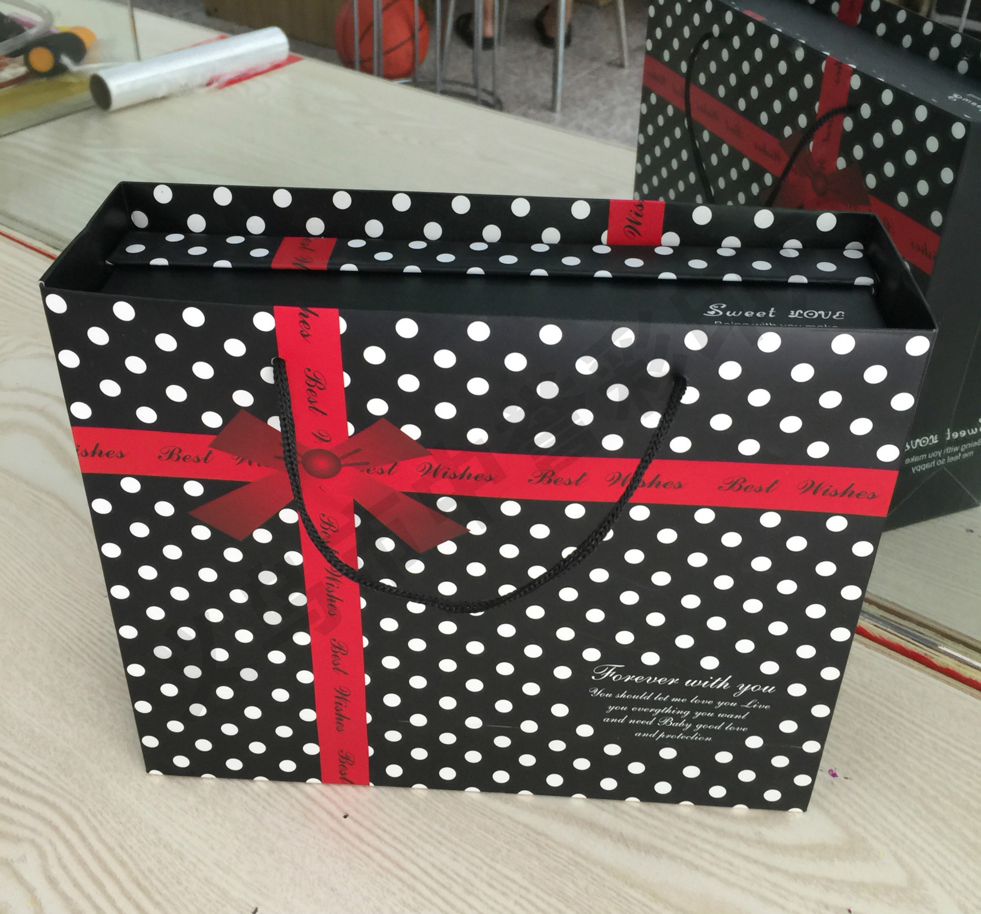 厂家定制礼品盒 黑点盒可配套手提袋硬盒包装盒现货商务礼品盒详情图3