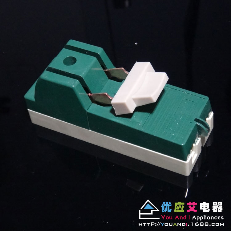 Green 2X32A knife switch blade load HK1 knife switch power metal disconnector manufacturer wholesale details Picture