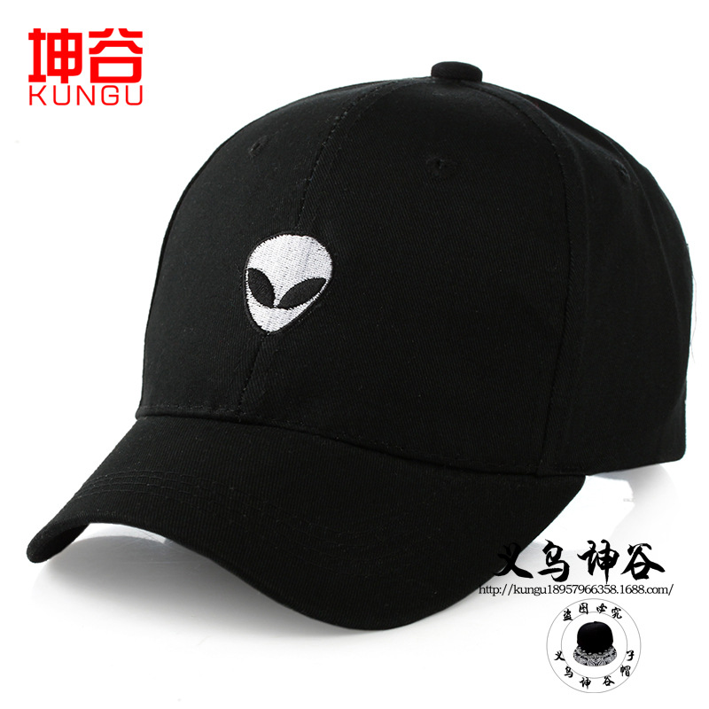 Hat Foreign Trade Korean Version Of The New Alien Embroidered Baseball Cap Men And Women Autumn And Winter Curved Eaves Cap Couple Hat
