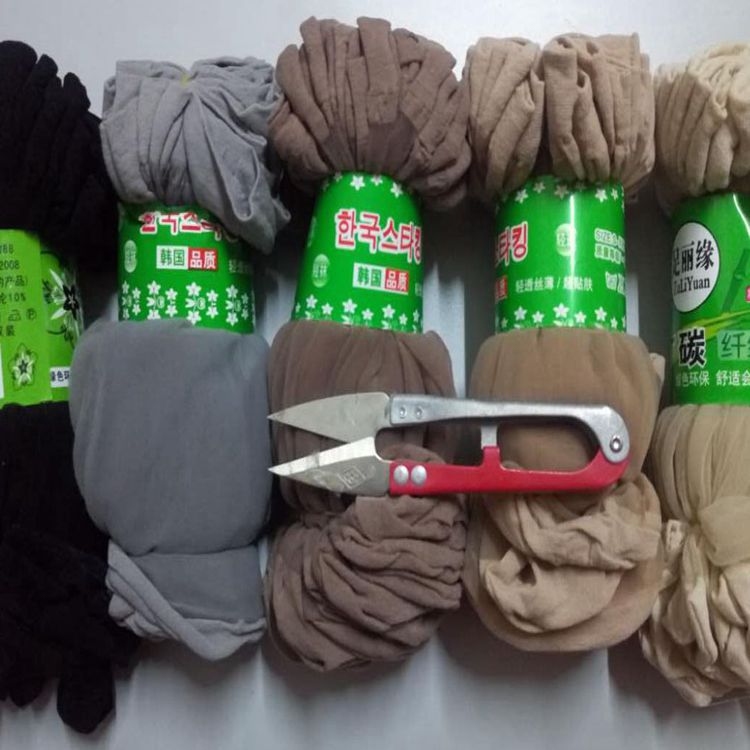 جوارب مخملية لصيفية، الفلفل الحار، العرق، اللون Specification image