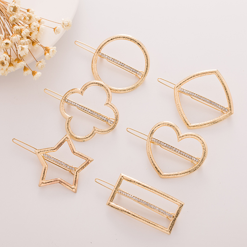 Korean Version Of The New Headwear Wholesale Geometric Triangle Square Love Four-Leaf Clover Hair Clip Frog Clip Edge Clip Hair Accessories Specification drawing