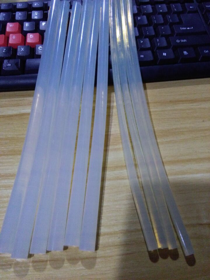 厂价直销透明热熔胶棒大小白色 高粘度环保热熔胶条