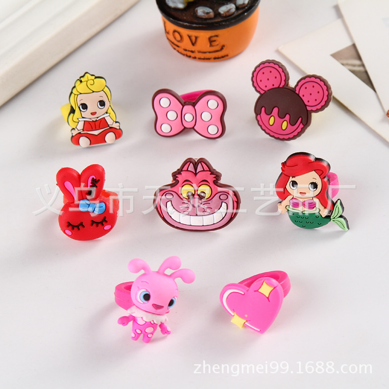 Cross-border best-selling animal and plant cartoon silicone PVC adjustable ring rings for children are available for wholesale from the manufacturer Application Scenario
