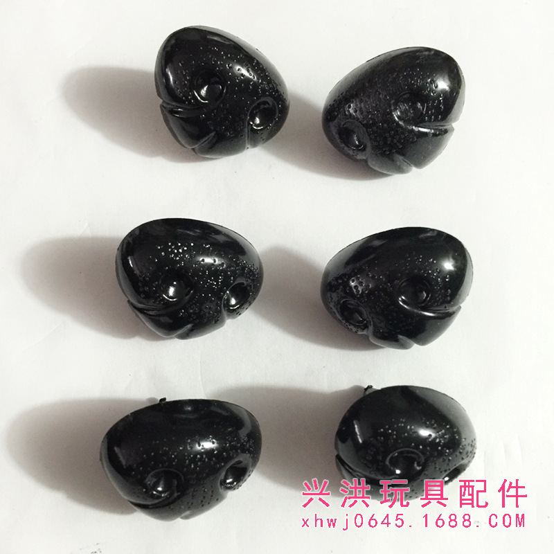 Plush Toy Plastic Eyes Nose Accessories Toy Accessories 30Mm Black Pitted Triangle Nose Pitted Nose details Picture