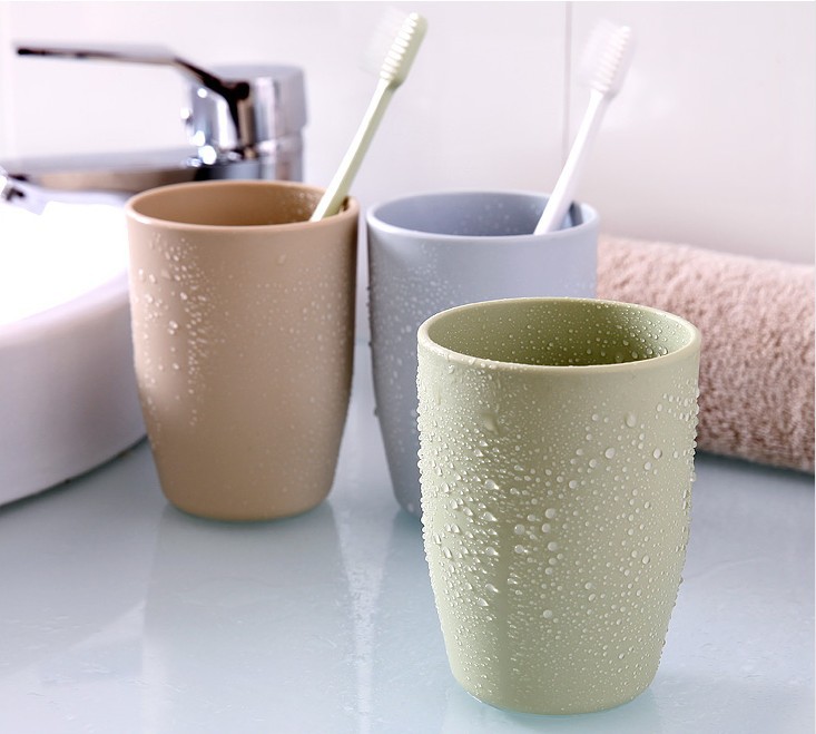 简约时尚一家人漱洗漱口杯 素色塑料刷牙杯情侣牙刷杯 洗漱水杯子详情17