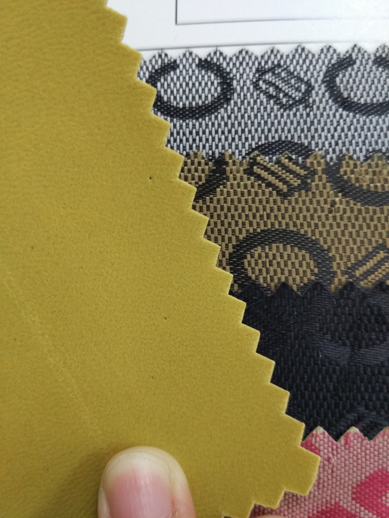 新品义乌箱包细节图