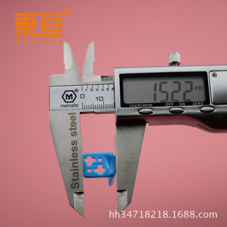 1512302AB blue plastic corner codes, plastic right-angle fixed plates, technology model parts, toy accessories Application Scenario