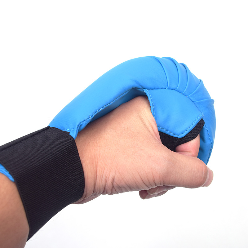 空手道比赛手套 空手道半指手套 空手道拳套