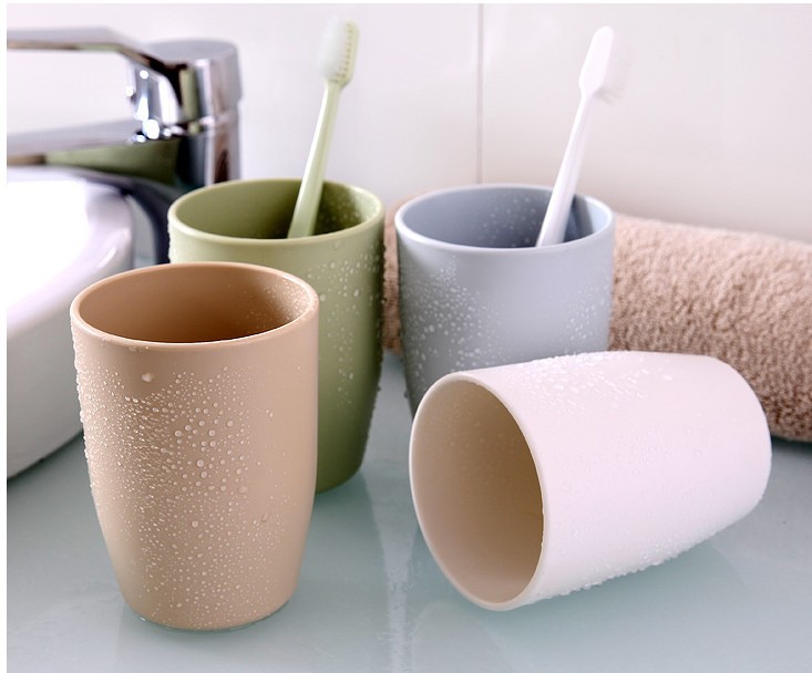 简约时尚一家人漱洗漱口杯 素色塑料刷牙杯情侣牙刷杯 洗漱水杯子详情15