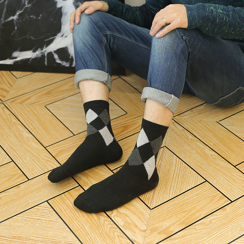 Five Pairs Of Autumn And Winter Men Rabbit Wool Socks Thick Warm Jacquard Solid Color Business Cotton Socks Foreign Trade Socks Application Scenario