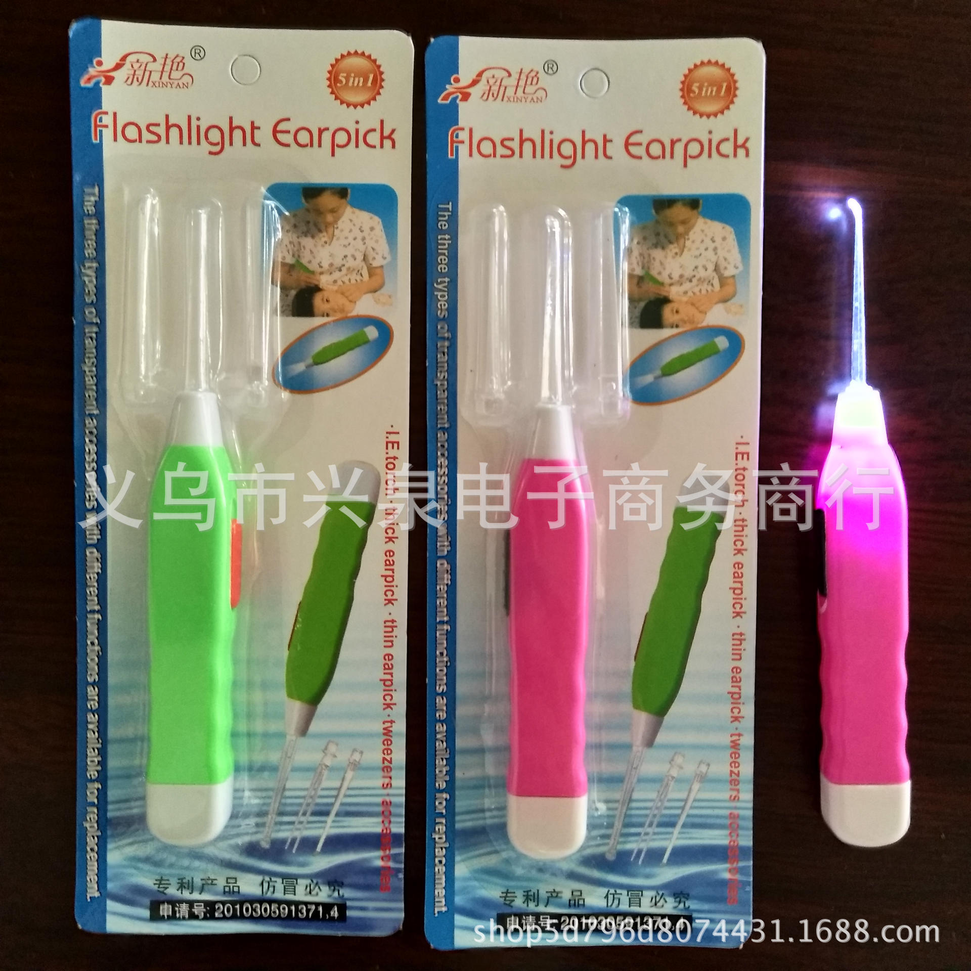 【 Zone 2-6 】 Luminous ear scoops 100/ box 1000/ case Luminous ear scoops with Light Ear scoops Children's and baby ear scoops Luminous ear scoops Gift and promotional items supply