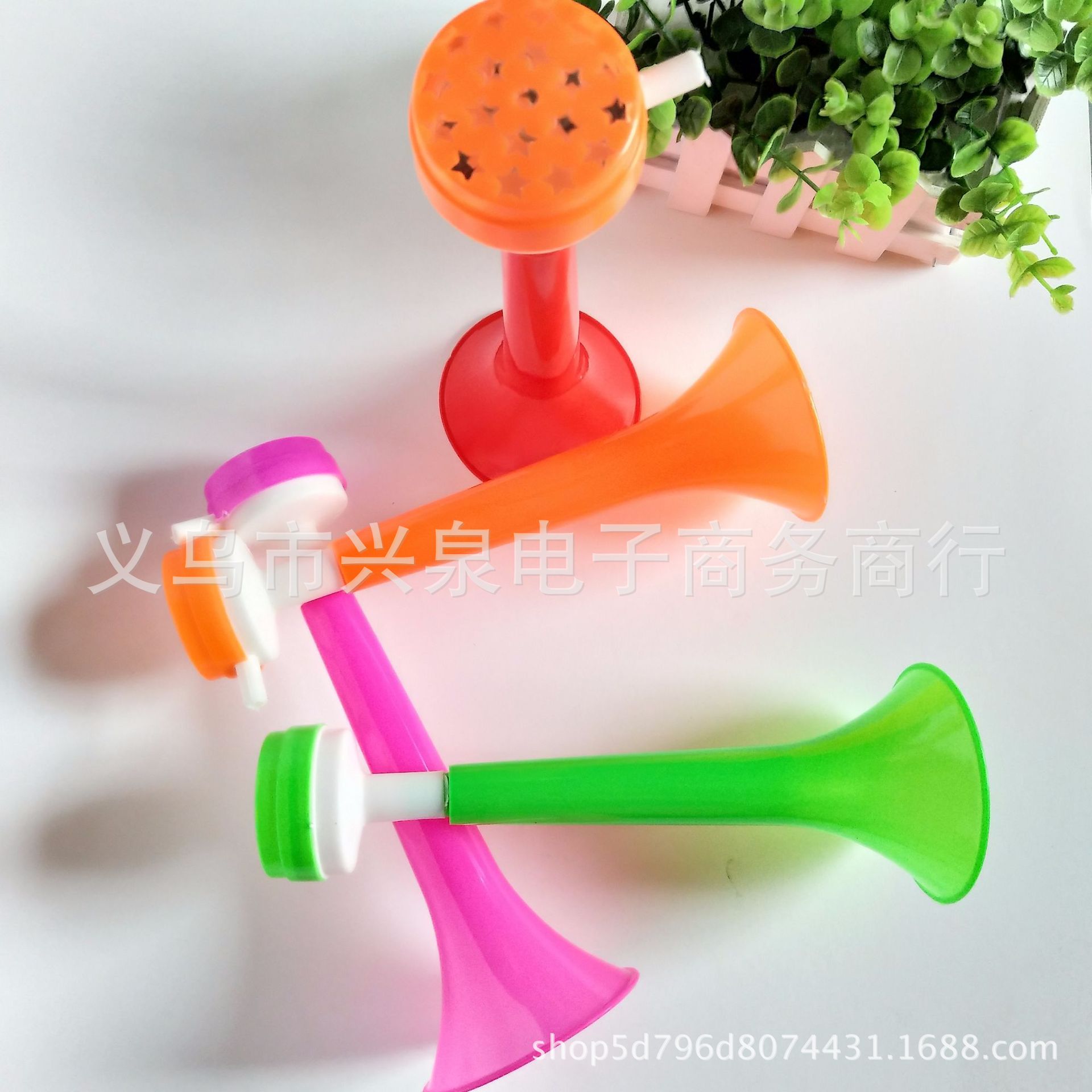 【 Zone 3-3 】 High-pitched speakers 900 yuan per box, high-pitched plastic speakers, children's speakers, toys, cheering props, 1 yuan, 2 yuan, toy wholesale details Picture