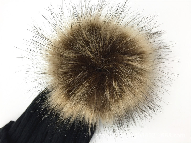 2020 New Women's autumn and winter Korean-style trendy hats, warm wool parent-child hats, large wool ball solid color knitted hats Item Picture