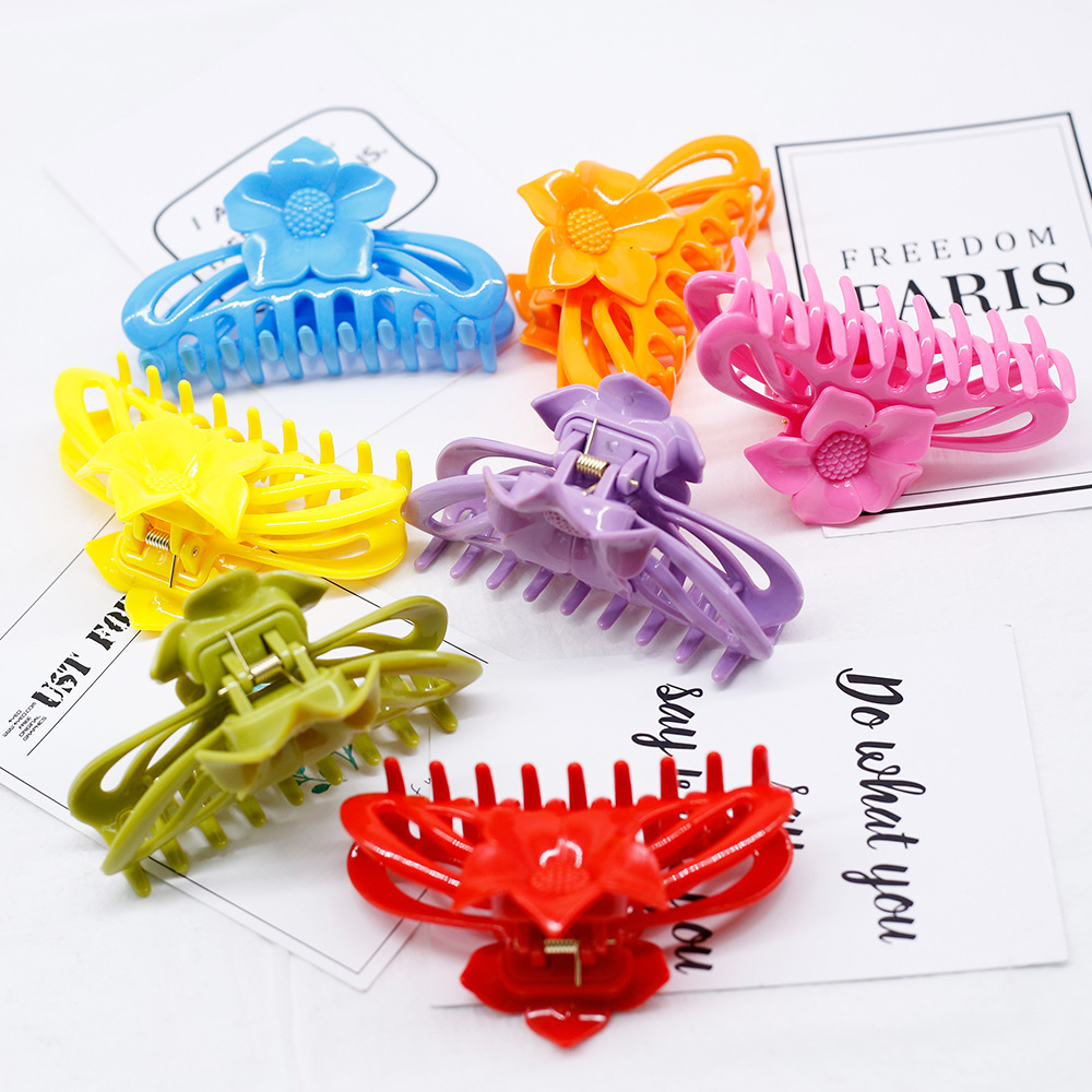 Elegant Flower Hair Clip