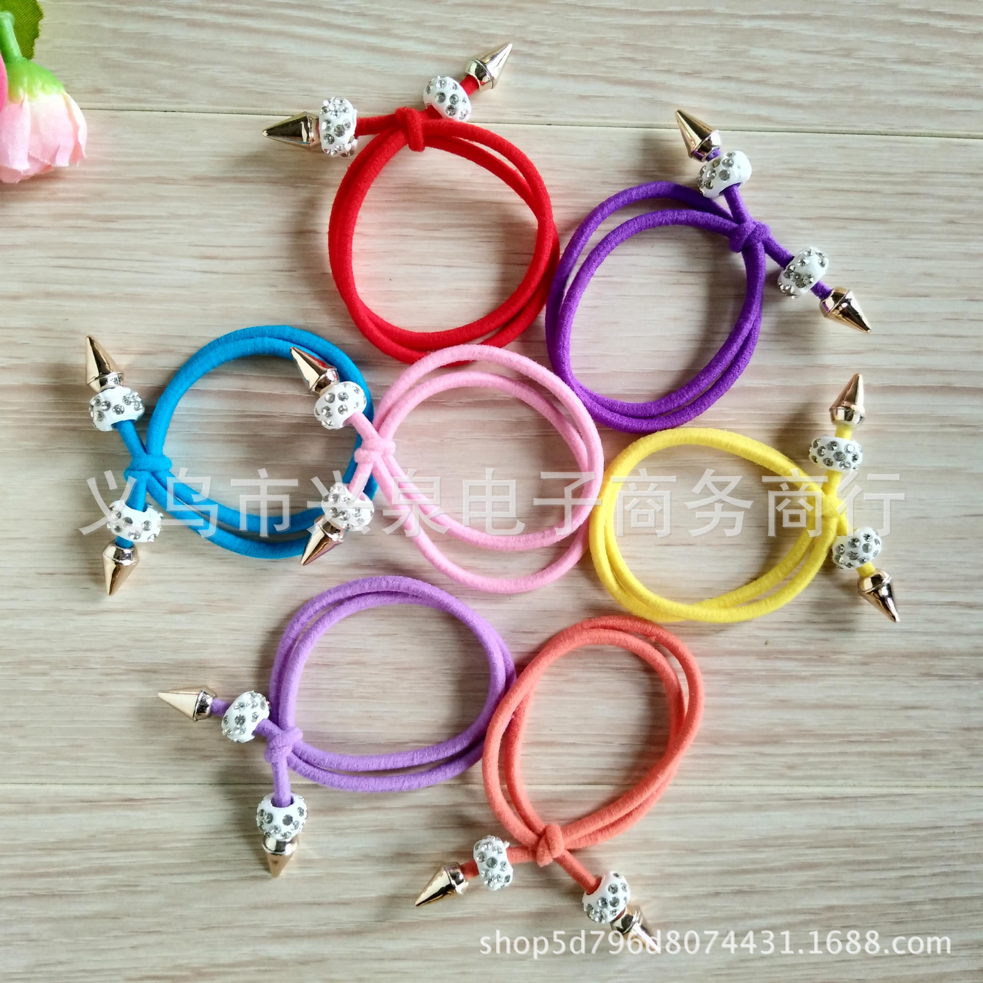 One-yuan store: Colorful rubber bands with diamonds, double-strand rubber bands, hair bands, double-strand hair ties, one-yuan hair accessories, one-yuan small items Application Scenario