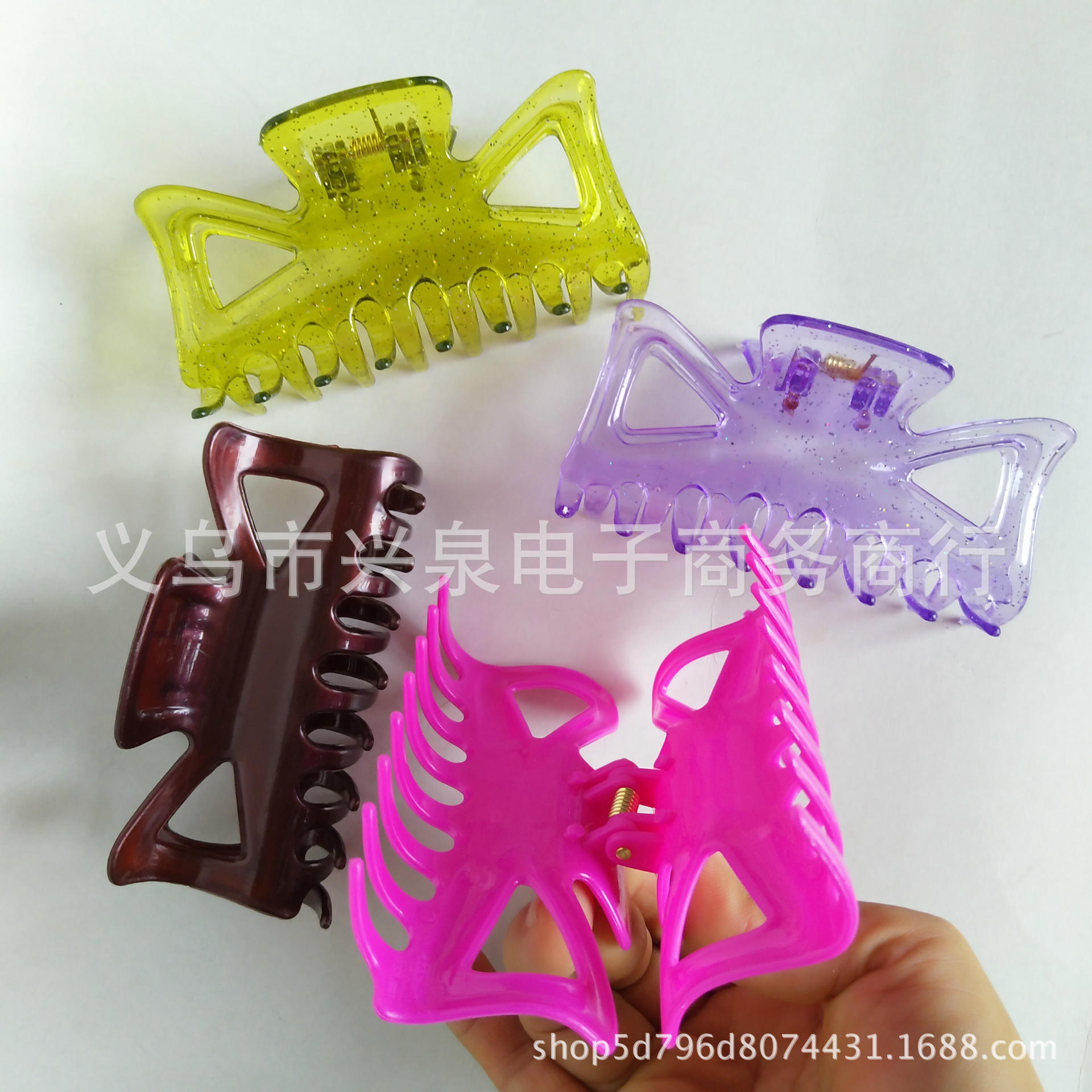 【1-7 Zones 】 8-claw clamps 24 per pack, 1440 cases, 8-claw plastic clamps, fashionable clamps, Yiwu accessories wholesale, one yuan per piece, department store Item Picture