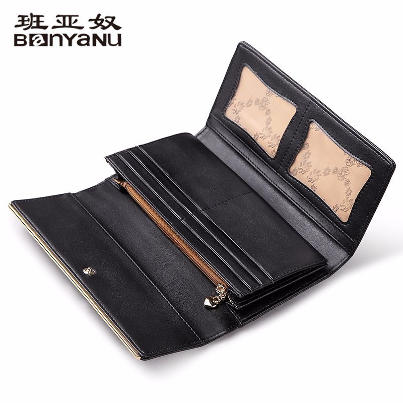 Factory Direct Sales Banyanu New Leather Long Women's Purse Large Capacity Female Hand Bag Three Fold Money Clip Wholesale Application Scenario
