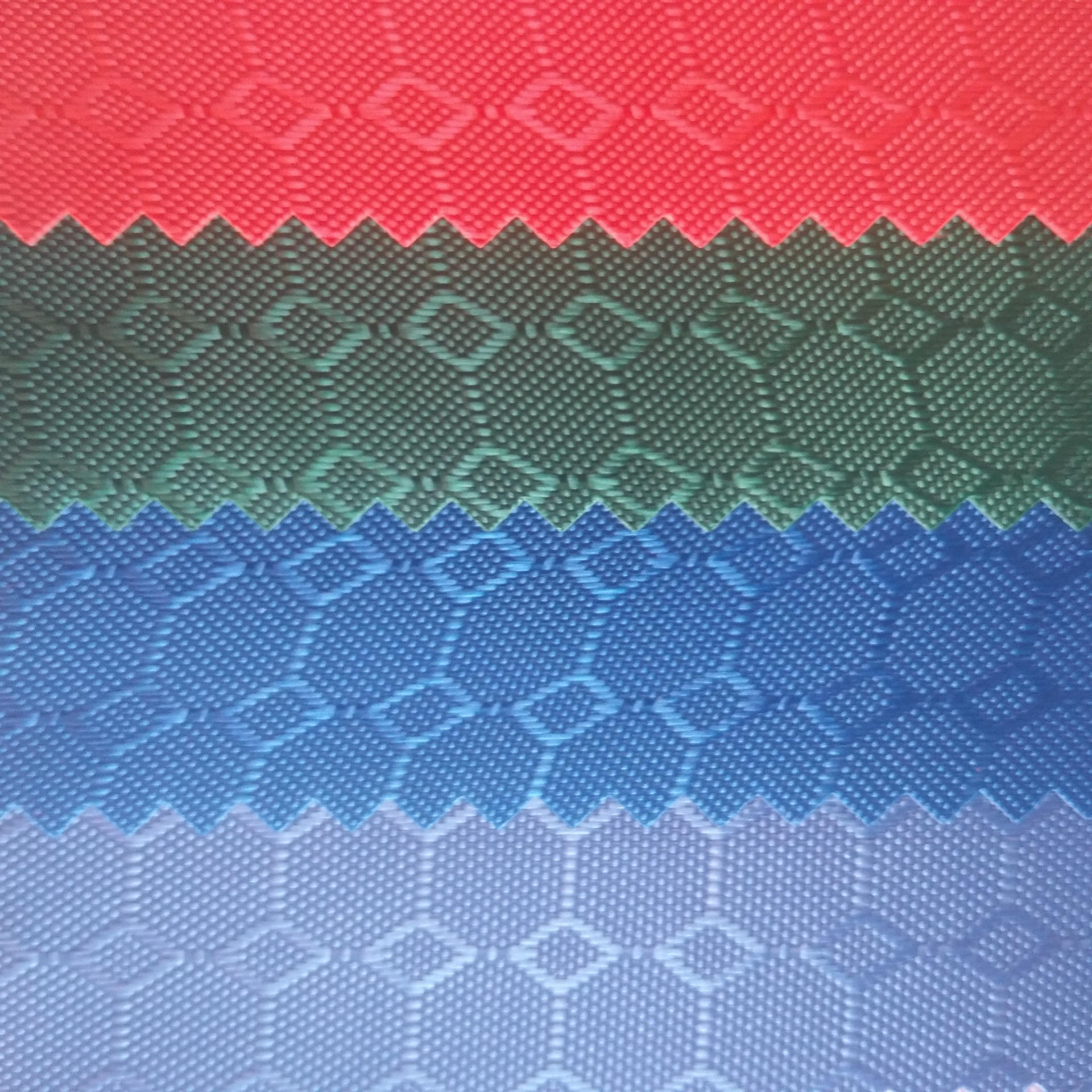 Special offer on wholesale of new type of trolley bag fabric with grid PVC Oxford fabric. Factory direct sales with stock available details Picture