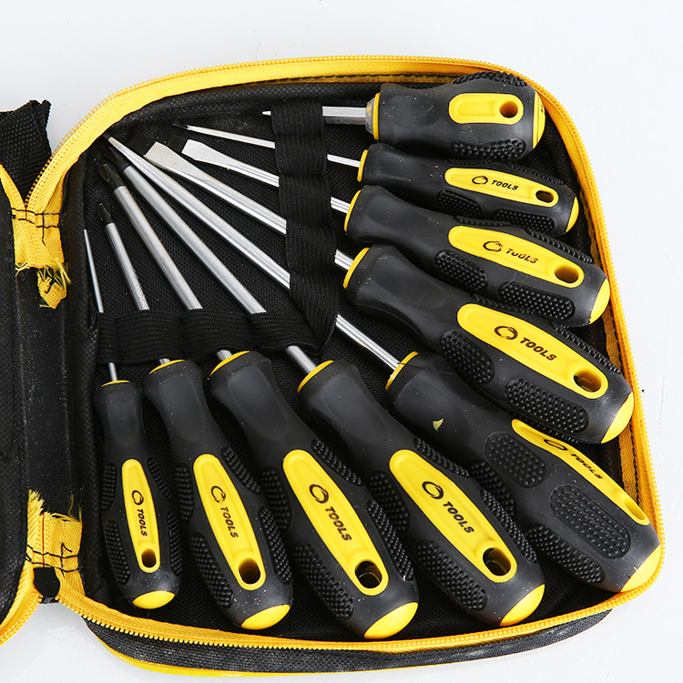 Chengya Screwdriver Screw Screwdriver With Rubber And Plastic Handle Screwdriver Flat-Head Phillips Screwdriver Wholesale Application Scenario